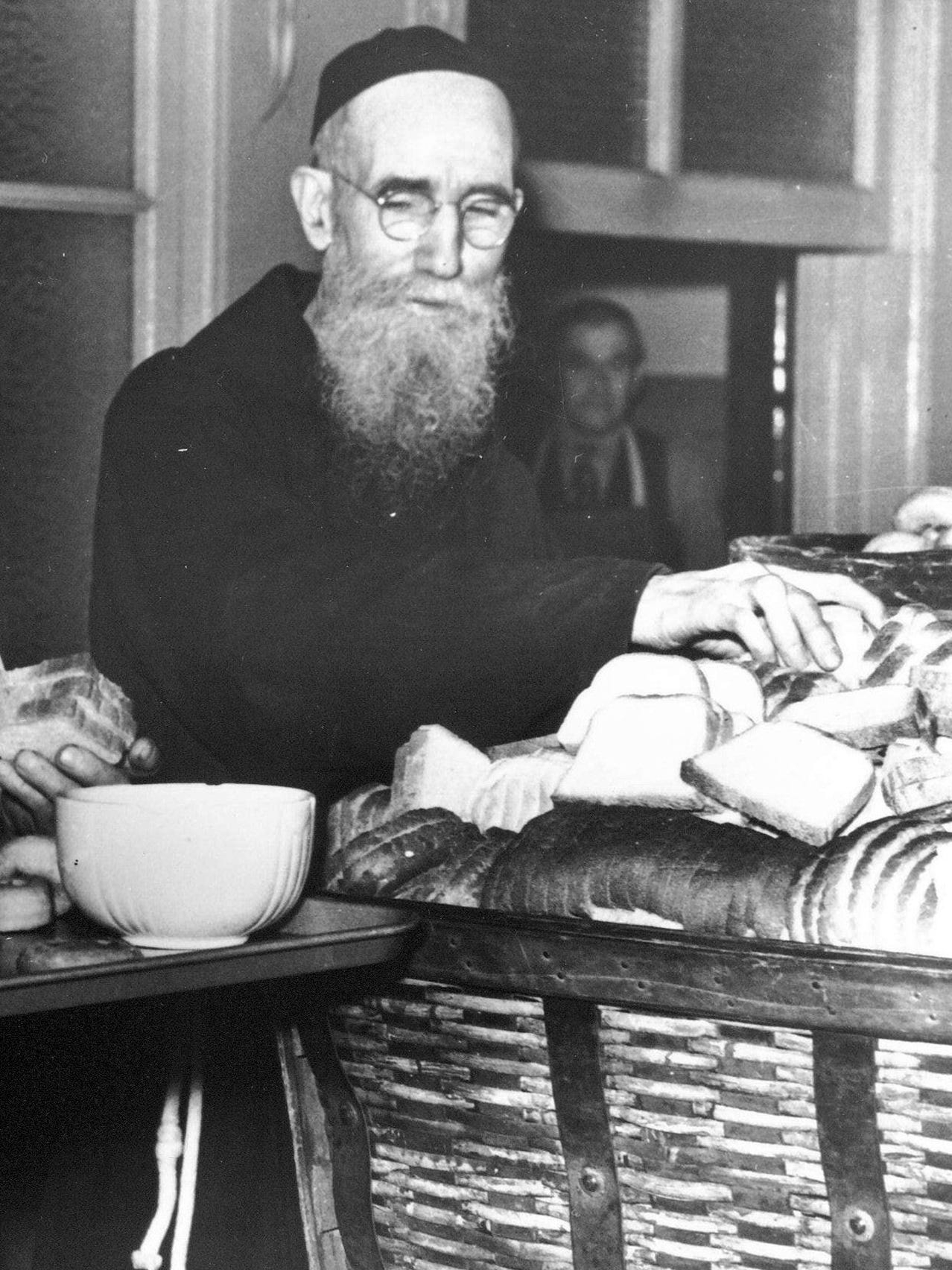 Father Solanus Casey Dale Jr And 5 Things To Know This Weekend